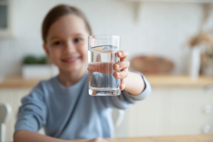 Warum Wasser trinken so wichtig ist