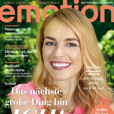 Emotion Cover 08/2013